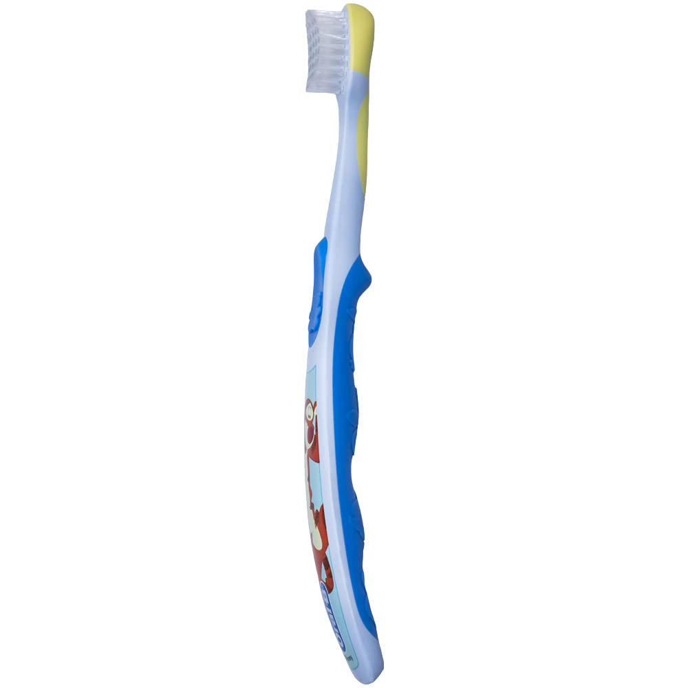 Oral-B Baby Manual Toothbrush, Pooh Characters, 0-3 Years Old, Extra Soft (Characters Vary) - Pack of 4