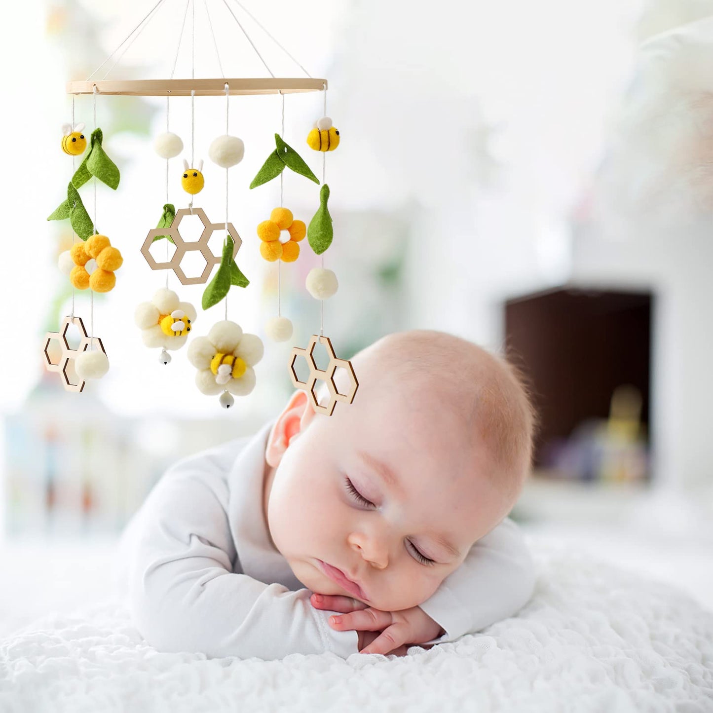 OESSUF Baby Mobile for Crib, Crib Nursery Mobile for Boys Girls, Boho Bee Flower Nursery Decor Soothe Toy Baby Shower Set for Infant Bedroom Hanging Decoration Toy, Pink