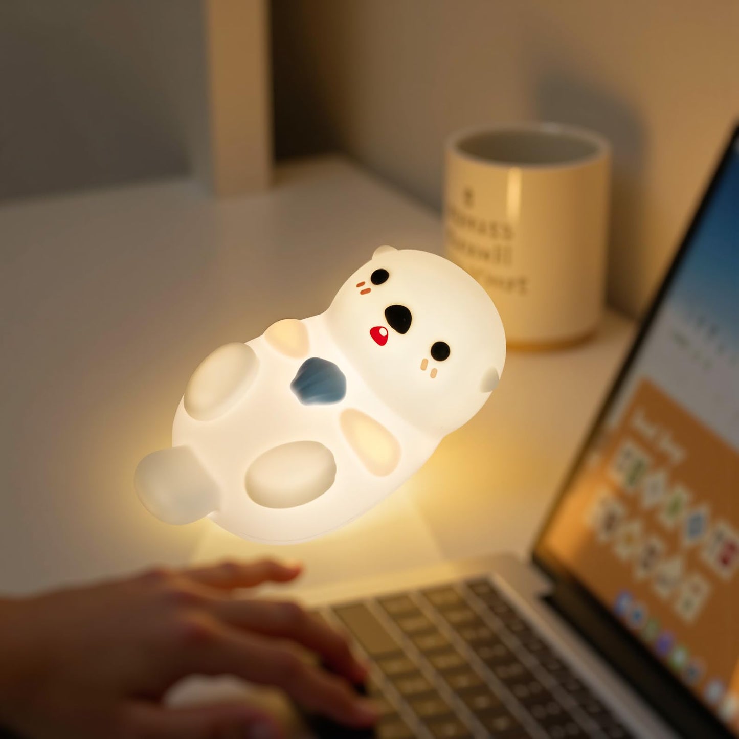 Huggwaii Squishy Axolotl Night Light for Kids – Dimmable Silicone Axolotl Lamp, 2025 Upgraded Baby Night Light, Rechargeable, 20H Battery Life, Sleep Aid Gift for Toddlers, Girls&Room Decor