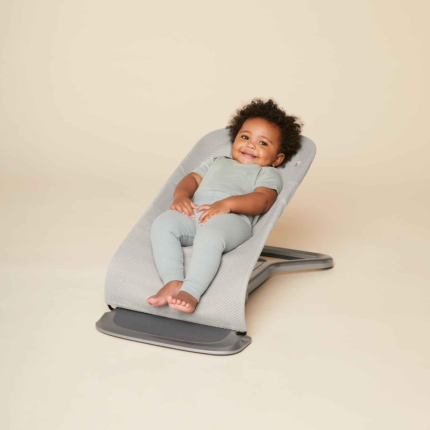 Ergobaby Evolve 3-in-1 Mesh Bouncer, Adjustable Multi Position Baby Bouncer Seat, Fits Newborn to Toddler, Grey Mesh