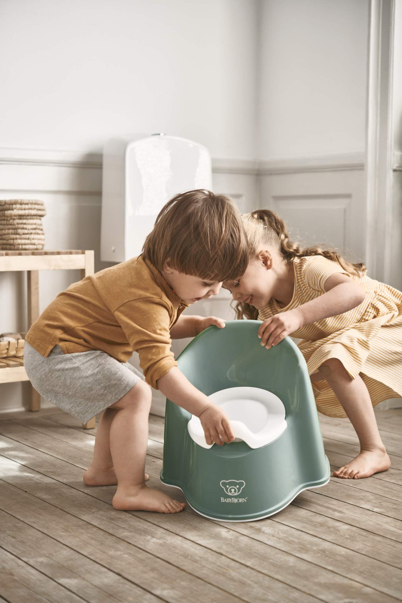 Sigalux BabyBjörn Potty Chair, Powder Pink/White, Potty Training Toilet, Easy-to-Clean, Removable Inner Potty, Non-Slip