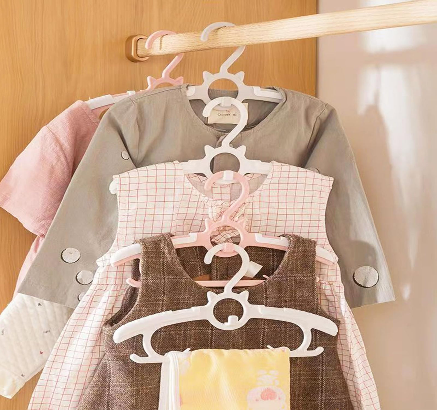 Baby Nursery Closet Hangers, Ultra Thin Non-Slip and Extendable Laundry Infant Pant Hanger for Newborn Clothes - 20pcs11-14" Pink Adjustable Children Coat Hanger for Girl Boy Toddler Kids Child