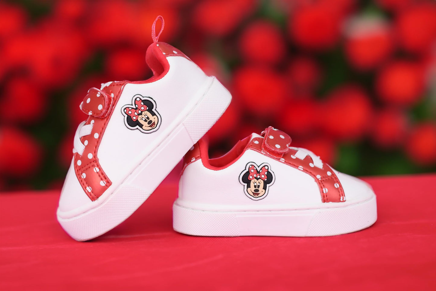 Disney Infant Girls Minnie Mouse Low Top Hook and Loop Sneakers