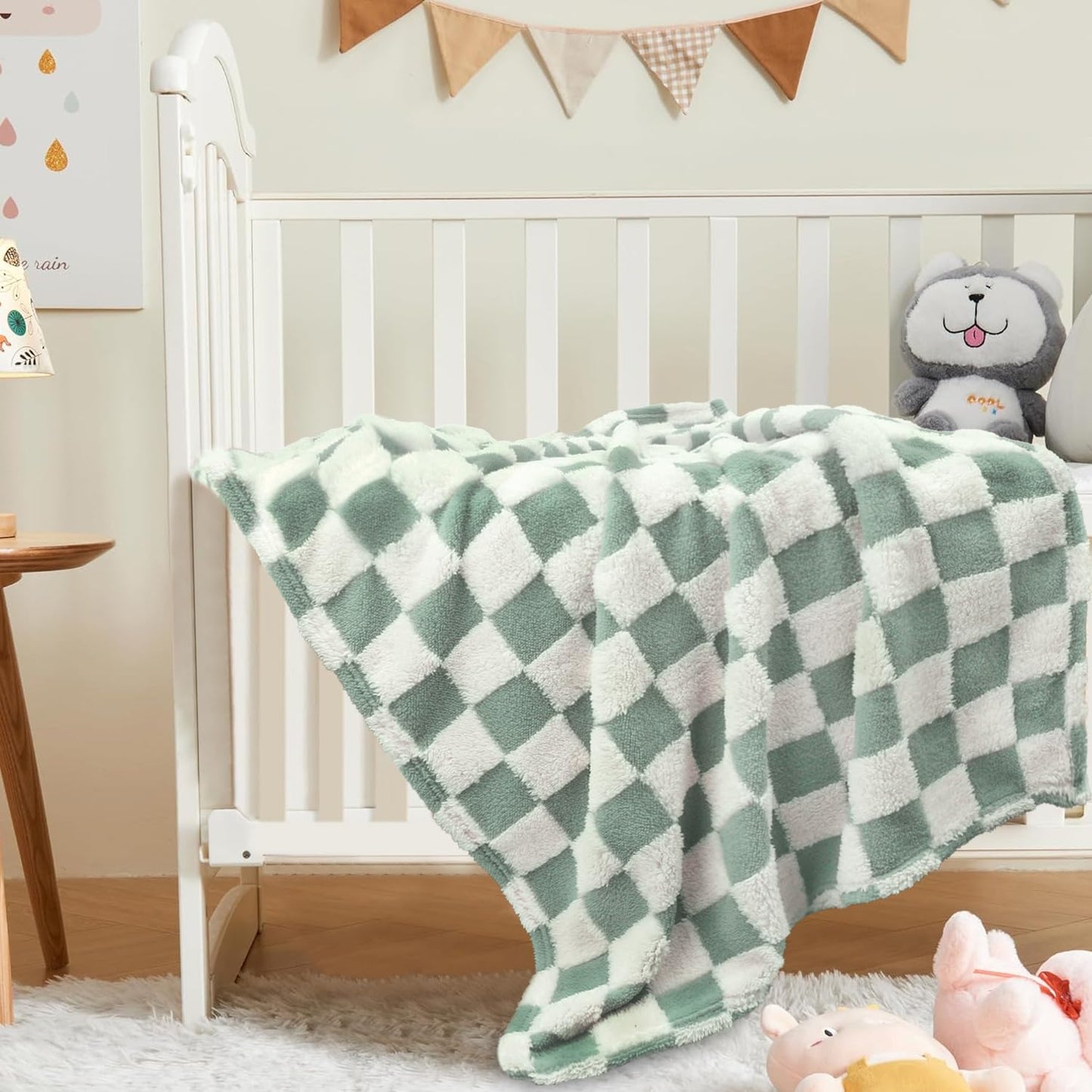 HOMRITAR Checkered Baby Blanket for Boy Girls Ultra Soft Fluffy Fuzzy Toddler Blankets with 3D Chessboard Grid Warmer Comfort Reversible Bed Blanket for Winter 350GSM Black 30 x 40 Inch