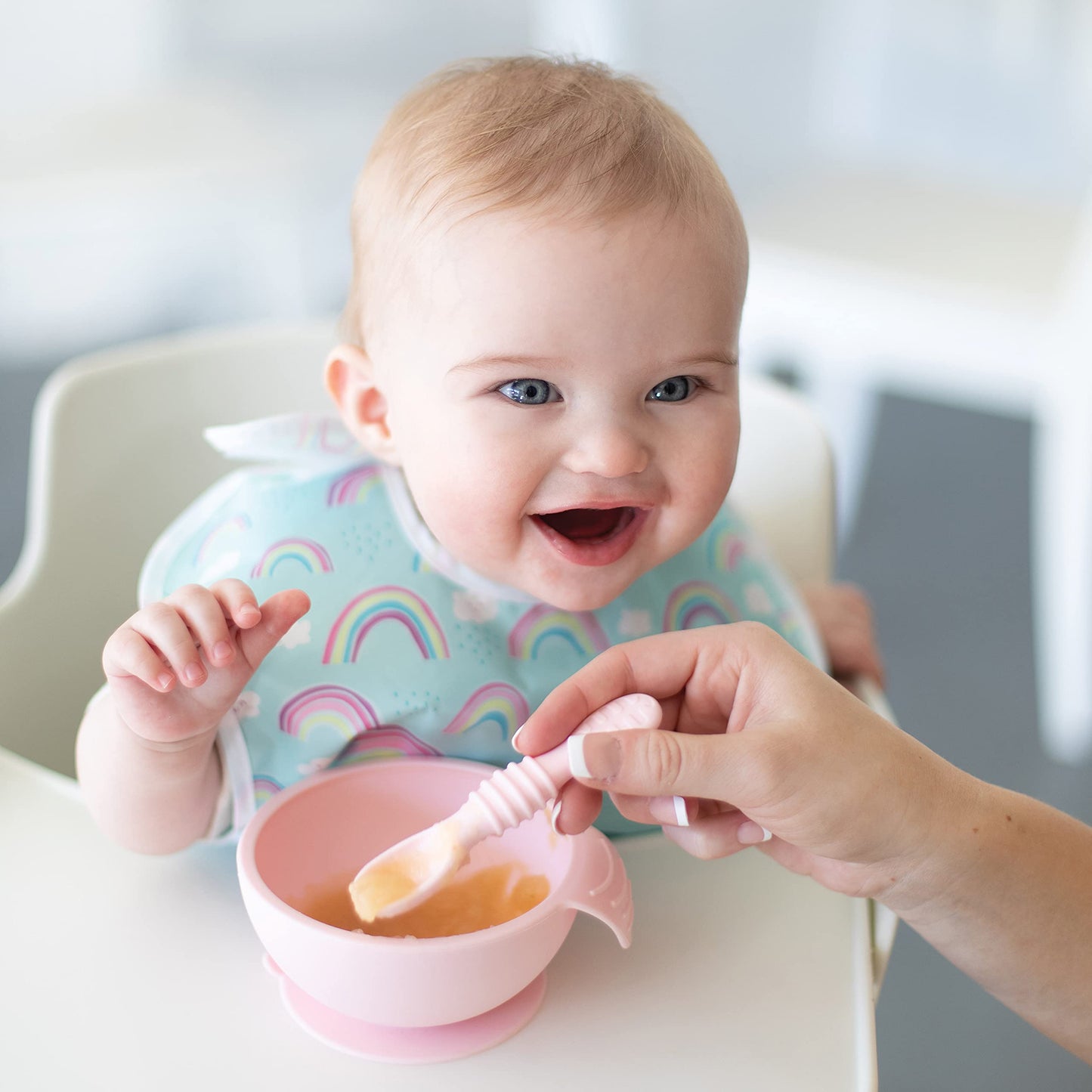 Bumkins Baby Bowls, Disney Minnie Mouse Silicone Baby Feeding Set, Suction Bowls for Baby and Toddler with Spoon, First Feeding Set, Platinum Silicone Bowl for Babies 4 Months