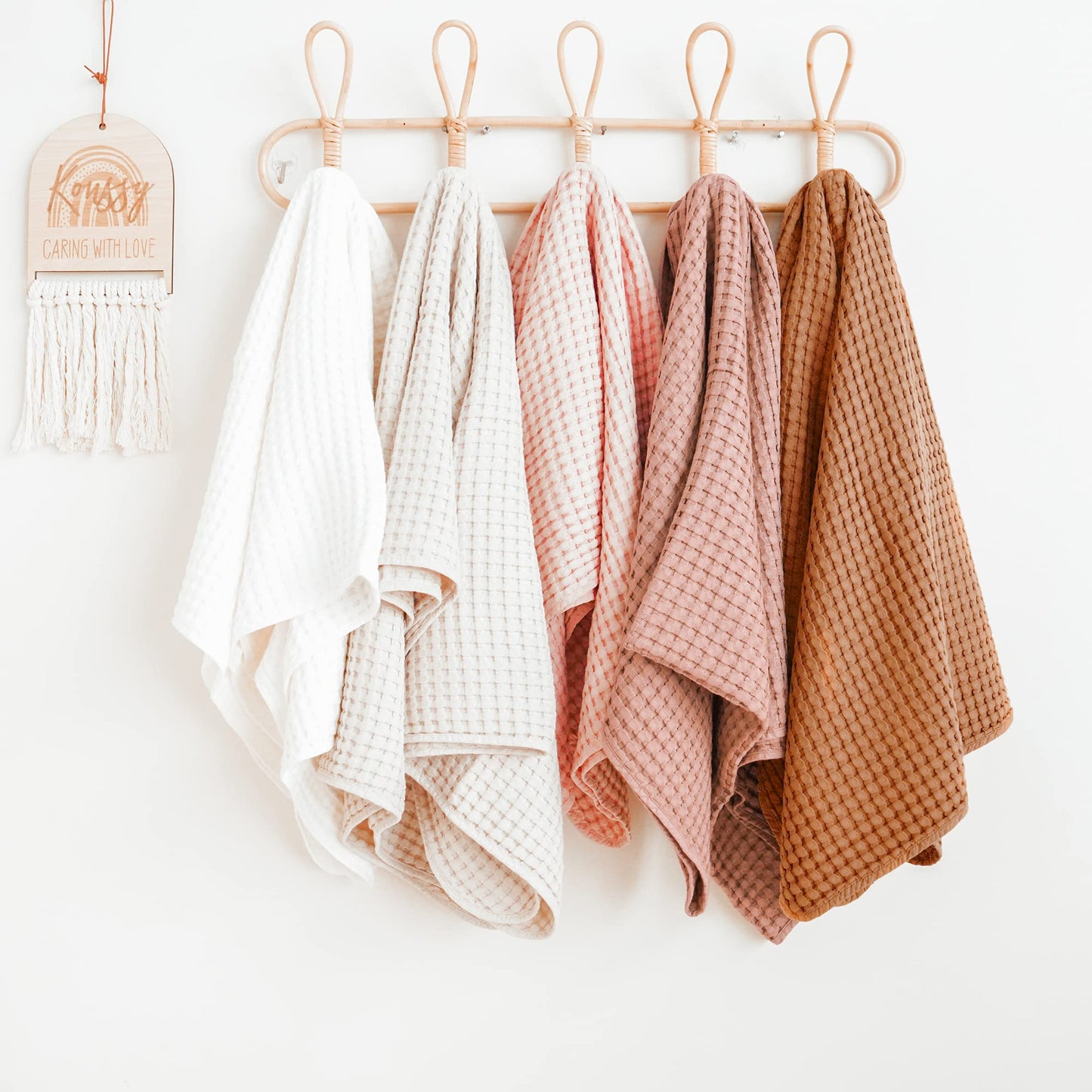 Konssy Waffle Baby Blanket - Soft & Cozy Nursery Swaddle Blanket, Lightweight Toddler Throw for Boys & Girls, Ideal for Wrapping (Oat)