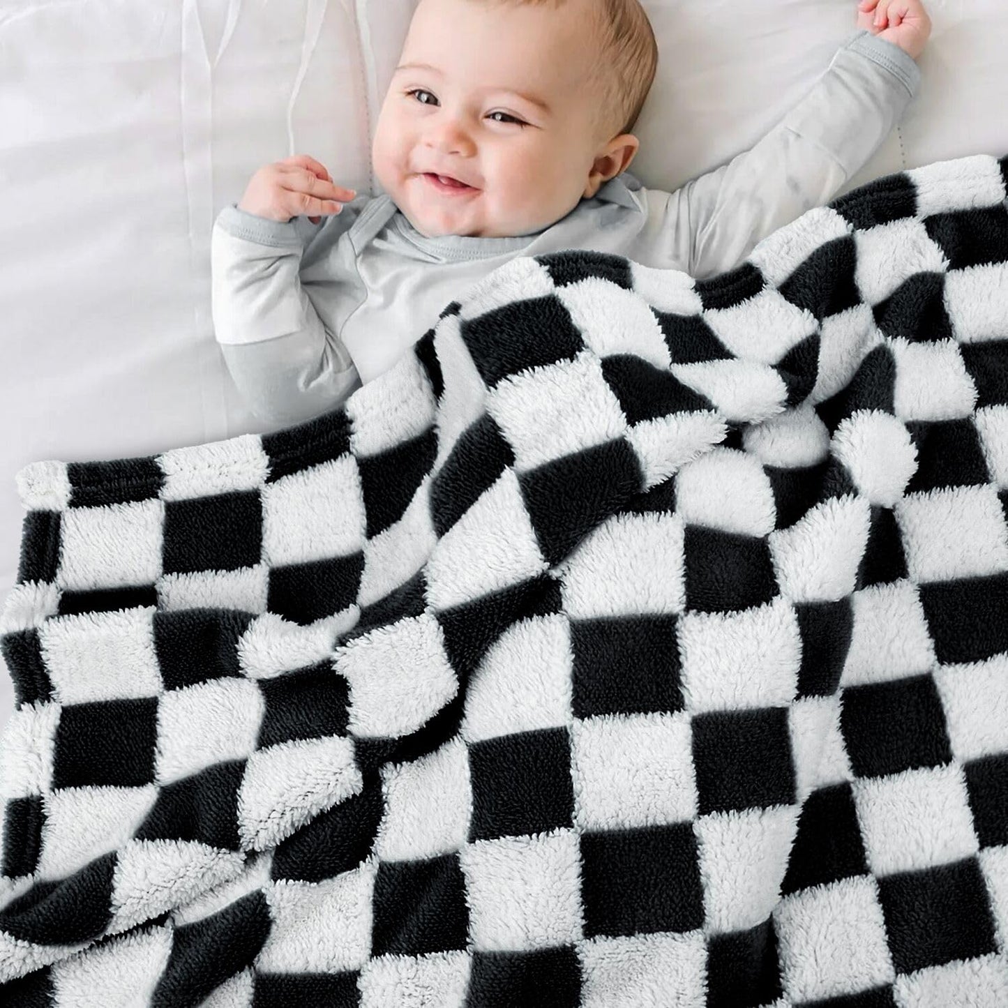 HOMRITAR Checkered Baby Blanket for Boy Girls Ultra Soft Fluffy Fuzzy Toddler Blankets with 3D Chessboard Grid Warmer Comfort Reversible Bed Blanket for Winter 350GSM Black 30 x 40 Inch