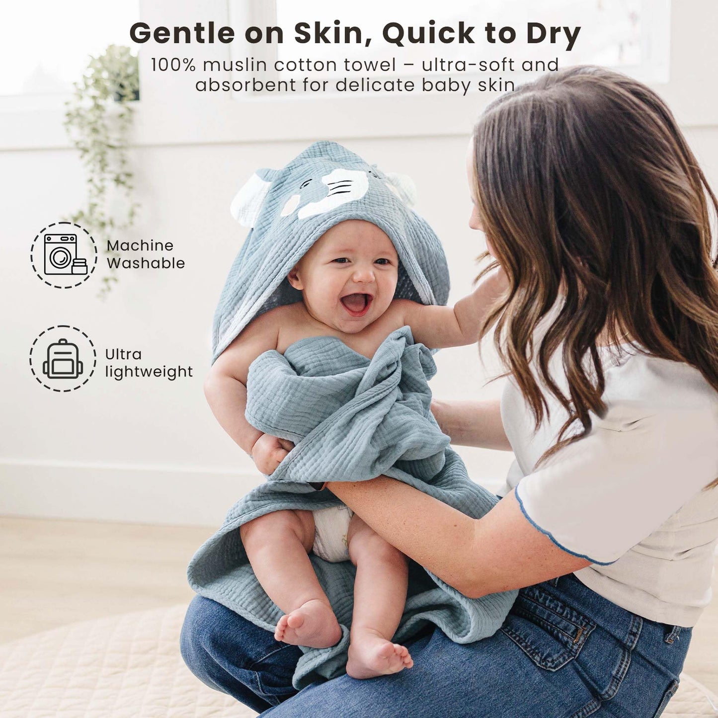 Konssy 2-Pack Muslin Baby Hooded Towels, Soft Cotton and Absorbent Baby Bath Towels for Newborn, Infant & Toddler with Animal Hooded Design (Bunny & Deer)