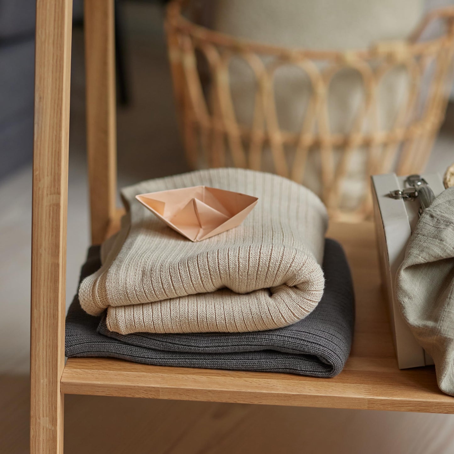 Knitted Organic Cotton Baby Blanket- Swaddle Blanket, 30" x 40" Soft Receiving Blanket for Newborn (Mochachino)