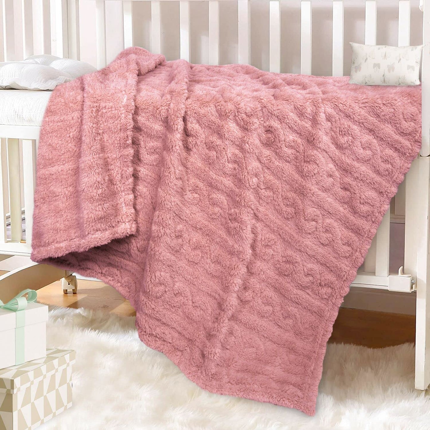 HOMRITAR Baby Blanket for Girls Toddlers 3D Fleece Fluffy Fuzzy Blanket for Baby, Soft Warm Cozy Fleece Blanket, Infant or Newborn Receiving Blanket 330GSM (30 x 40 Inch, Pink)