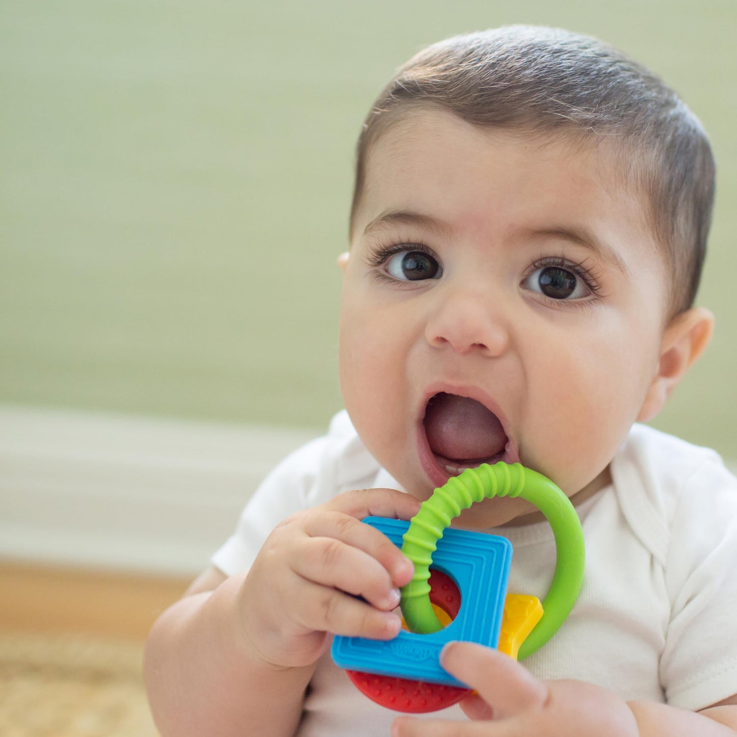 Dr. Brown's AquaCool Water-Filled Baby Teether, Cools & Massages Sore Gums, BPA Free, Pineapple and Apple, 2 Pack, 3m+