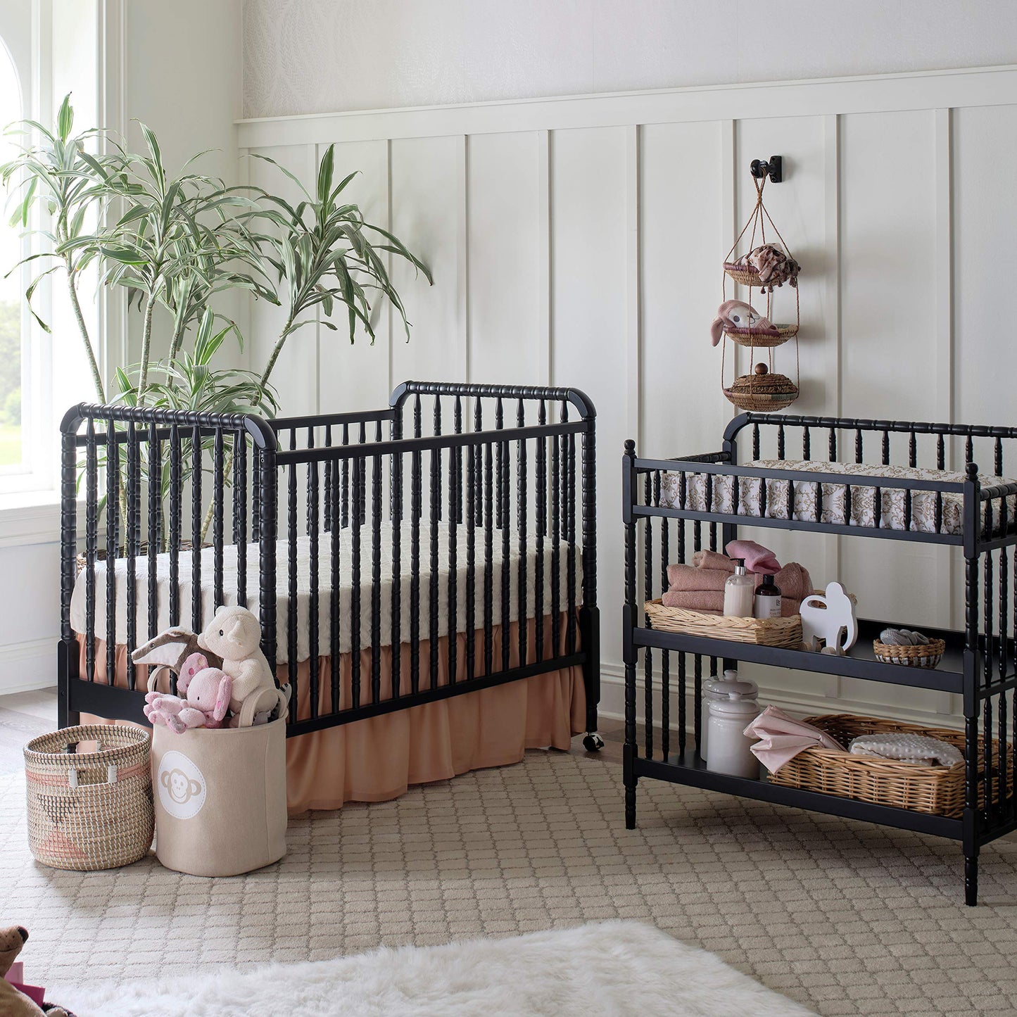 DaVinci Jenny Lind Changing Table with Pad in Rich Cherry