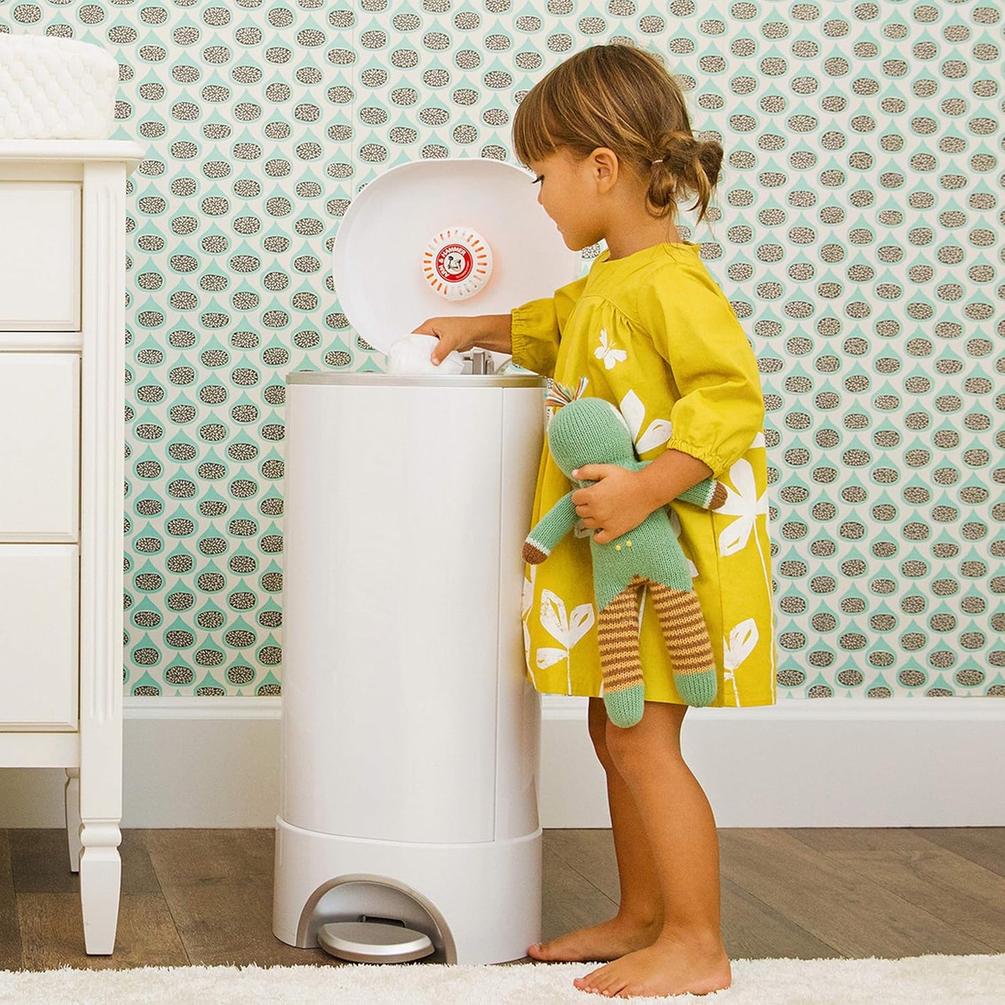 Munchkin® Step Diaper Pail Bundle - Includes Diaper Pail, Refill Rings, Bags and Baking Soda Puck