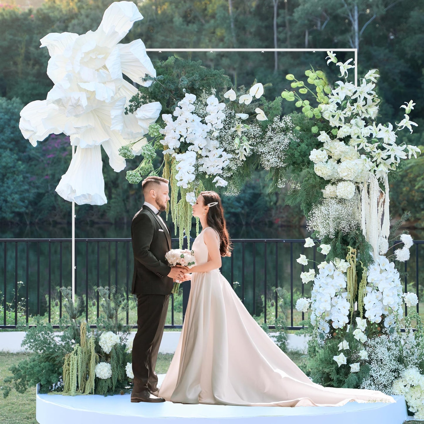 Wokceer Wedding Arch Backdrop Stand Square 6.6FTx6.6FT Gold Metal Balloon Arch Stand Garden Arbor Backdrop Frame for Wedding Birthday Party Baby Shower Photo Booth Background Decoration
