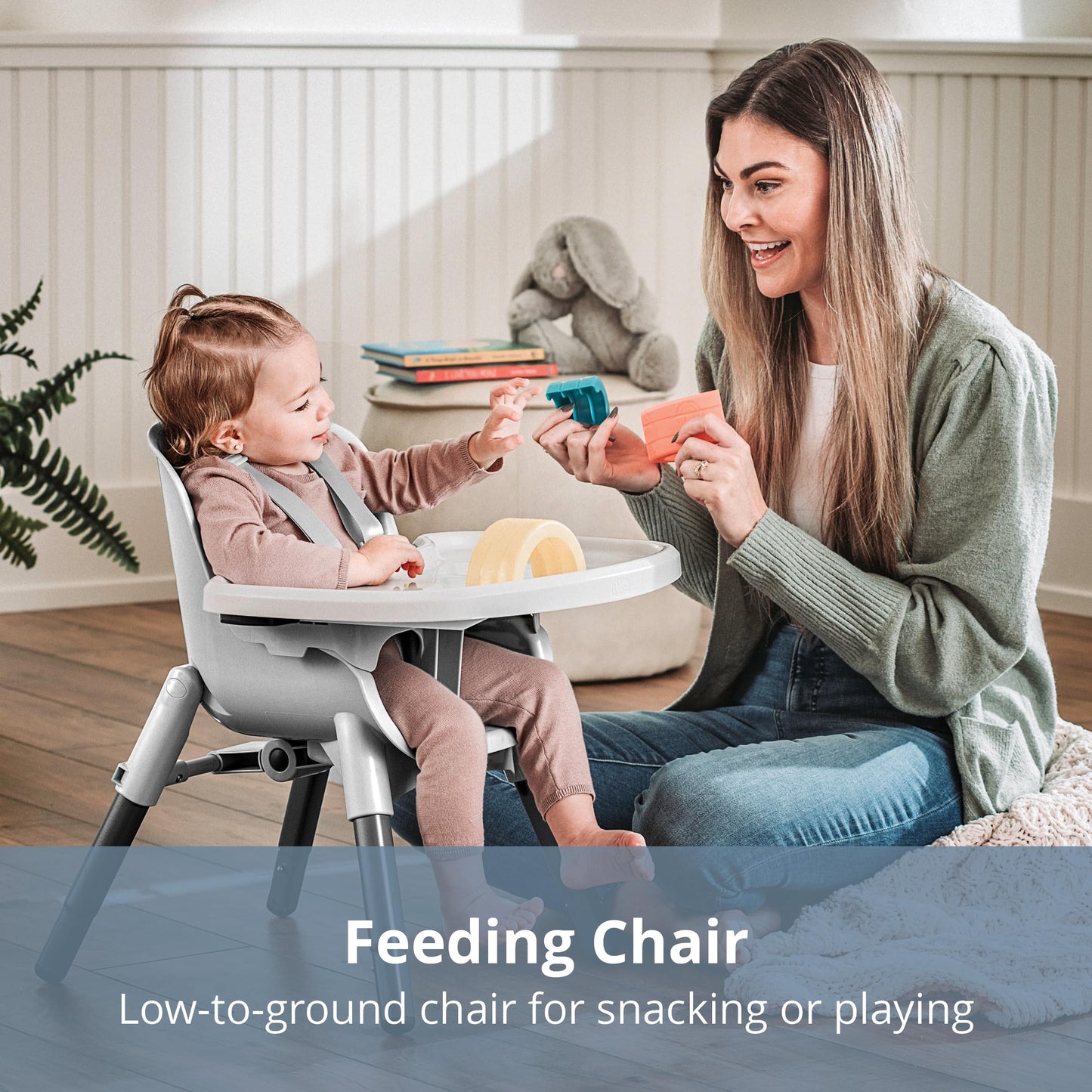Chicco Zest 4-in-1 Folding High Chair, Feeding Chair, Toddler Chair and Youth Stool, Multi-Use Easy Clean High Chair | Capri/Blue