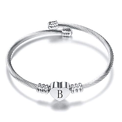 VQYSKO Gold Bracelets for Girls-A to Z Stainless Steel Heart Initial Girl Jewellery, Birthday Gifts for Girls