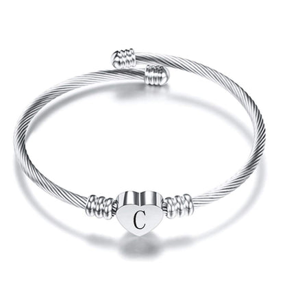 VQYSKO Gold Bracelets for Girls-A to Z Stainless Steel Heart Initial Girl Jewellery, Birthday Gifts for Girls