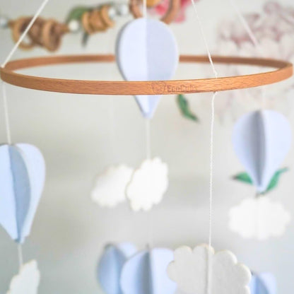 Handmade Baby Crib Mobile | White & Pale Grey | Hot Air Balloons & Clouds | Eco-Friendly Felt & Organic Beech Wood | Gender Neutral Nursery Decor | Simple & Modern Design