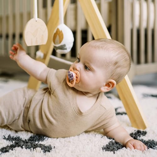 Dr. Brown's Advantage Glow-in-the-Dark Baby Pacifier, Fully Symmetrical Soother with Soft Silicone Bulb, Lavender Love-Coral Ocean, 0-6m, BPA Free, 4 Pack