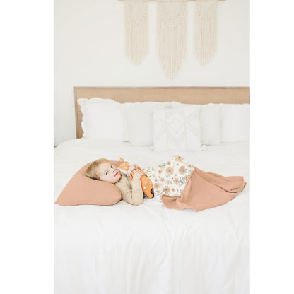 Konssy Muslin Baby Blankets for Girls Boys, 100% Cotton Crib Blanket for Infant Toddler, Super Soft and Lightweight Nursery Swaddling Wrap 40"x36" (Floral)