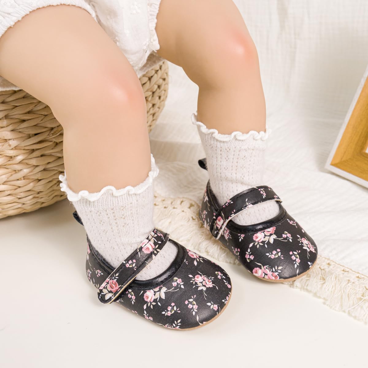 Meckior Infant Baby Girls Boys Handmade Princess Flats Toddler First Walkers Soft PU Leather Non-Slip Crib Wedding Dress Shoes