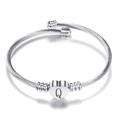 VQYSKO Gold Bracelets for Girls-A to Z Stainless Steel Heart Initial Girl Jewellery, Birthday Gifts for Girls
