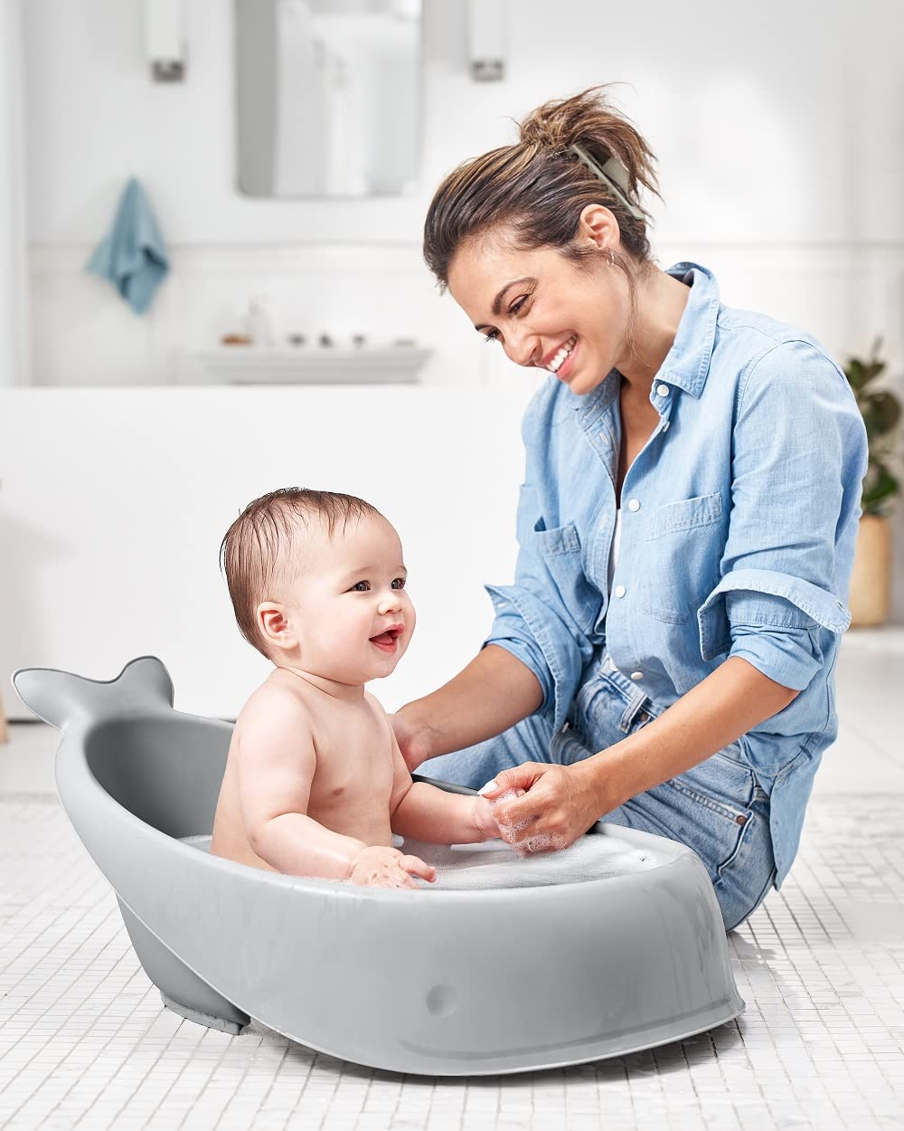 Skip Hop Baby Bath Tub 4-in-1 Grow with Baby Infant to Toddler , White