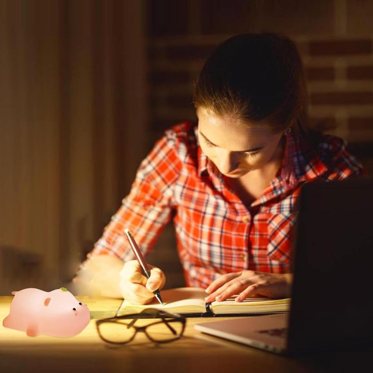 Night Light for Kids, Cute Pink Silicone Hippo Night Light, Rechargeable, Touch Sensor Bedside Table Lamp, Squishy Animal Led Lamp for Bedroom Living Room Gift Decor, Red, AAB-00212