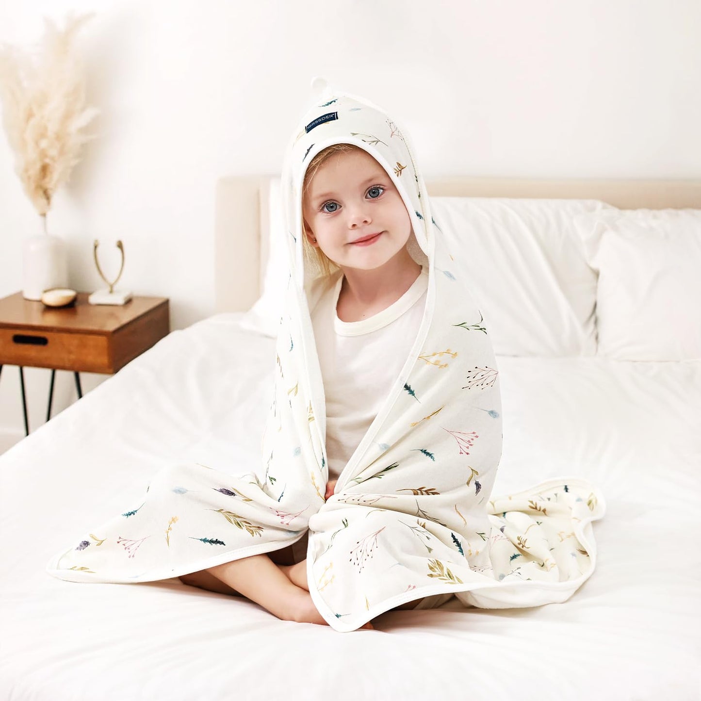 GRSSDER Baby Hooded Towel 2 Pack for Newborn, Super Soft Bath Towels with Original Design, Ultra Absorbent Knit Terry, Large Toddler Towels with Hood for Girls, Shower Gifts for Infant, 34"x 34"