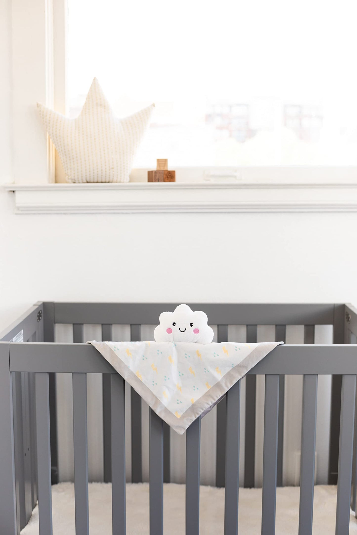 Pearhead Cloud Security Blanket, Soft Baby Lovey for Babies, Snuggle Toy Stuffed Animal, Newborn Infant and Toddler Security Toy, Baby Boy or Baby Girl Lovie, New Baby Gift, White Cloud Lovey