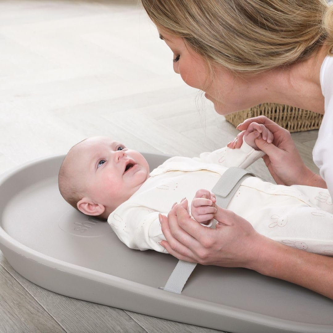 Newborn Baby Bath | Built in Support Bump and Soft Backrest | Suitable from Newborn | Bath Seat Support Includes Plug | Blossom Pink