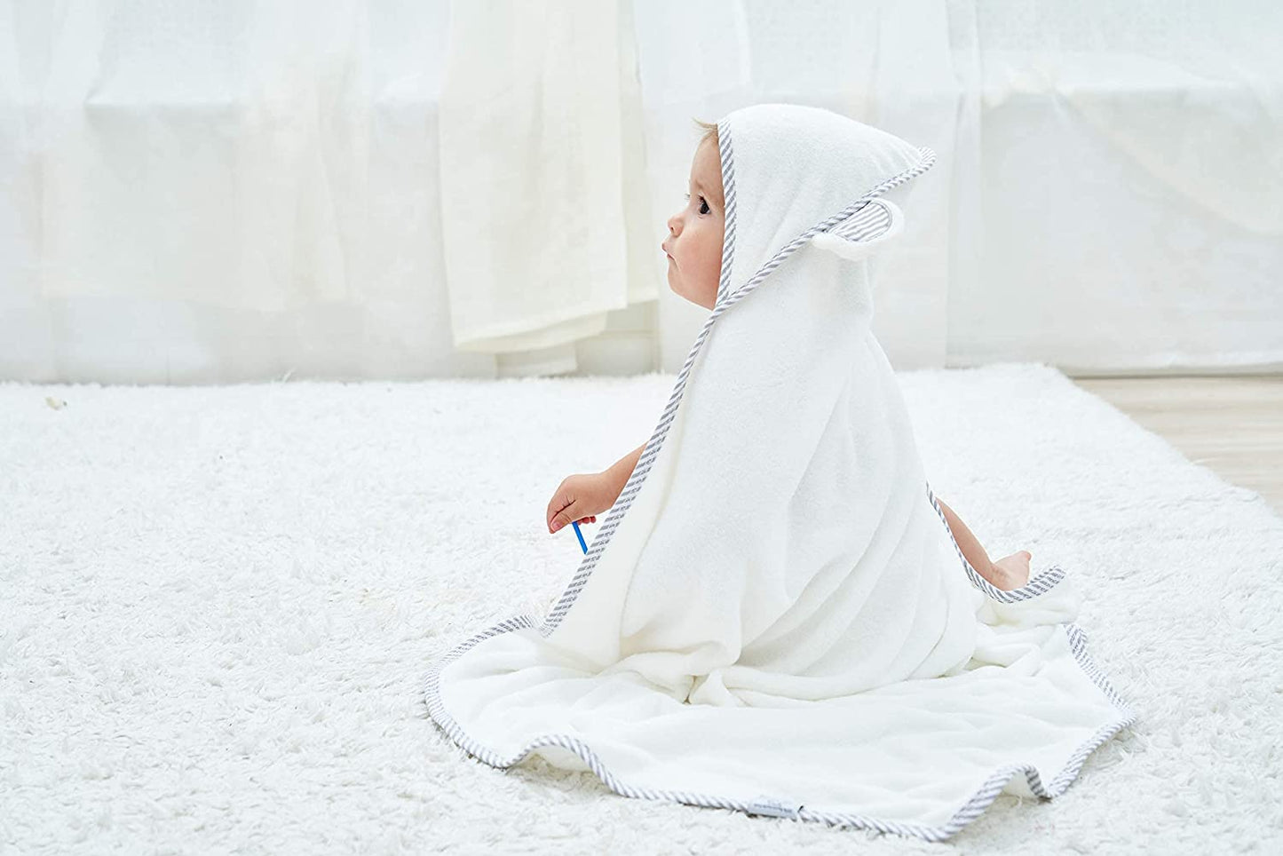 HIPHOP PANDA Hooded Towel - Rayon Made from Bamboo, Bath Towel with Bear Ears for Newborn, Babie, Toddler, Infant - Absorbent Large Baby Towel - Yellow Duck, 30 x 30 Inch
