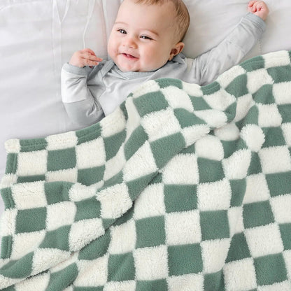 HOMRITAR Checkered Baby Blanket for Boy Girls Ultra Soft Fluffy Fuzzy Toddler Blankets with 3D Chessboard Grid Warmer Comfort Reversible Bed Blanket for Winter 350GSM Black 30 x 40 Inch