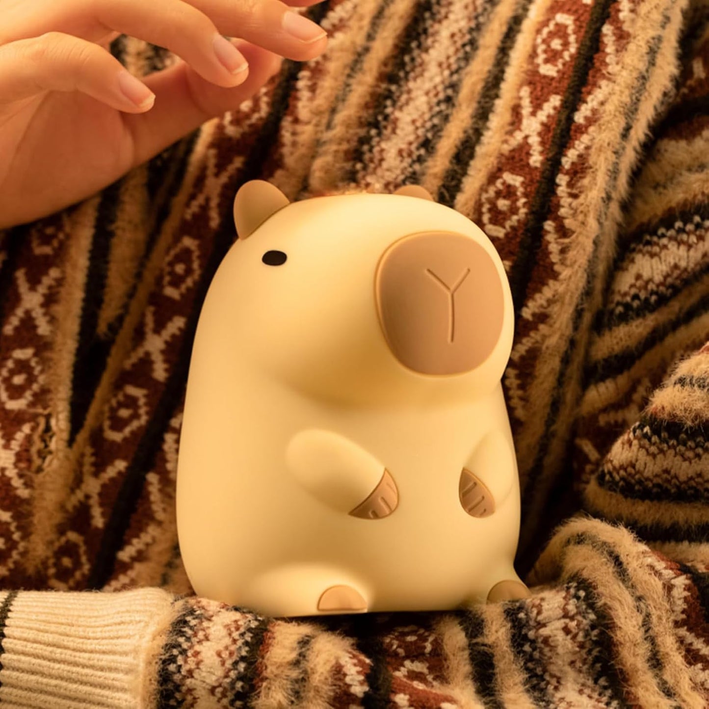 HAPPYBAG Axolotl Night Light,Cute Axolotl lamp Gifts for Kids,Dimmable Silicone Animal Nursery Night Light,Kawaii Rechargeable Bedside Touch Lamp,Room Decor Axolotl Light