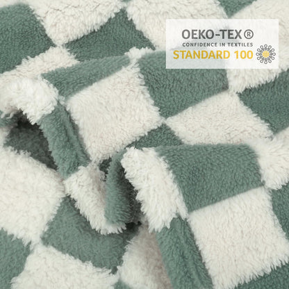 HOMRITAR Checkered Baby Blanket for Boy Girls Ultra Soft Fluffy Fuzzy Toddler Blankets with 3D Chessboard Grid Warmer Comfort Reversible Bed Blanket for Winter 350GSM Black 30 x 40 Inch