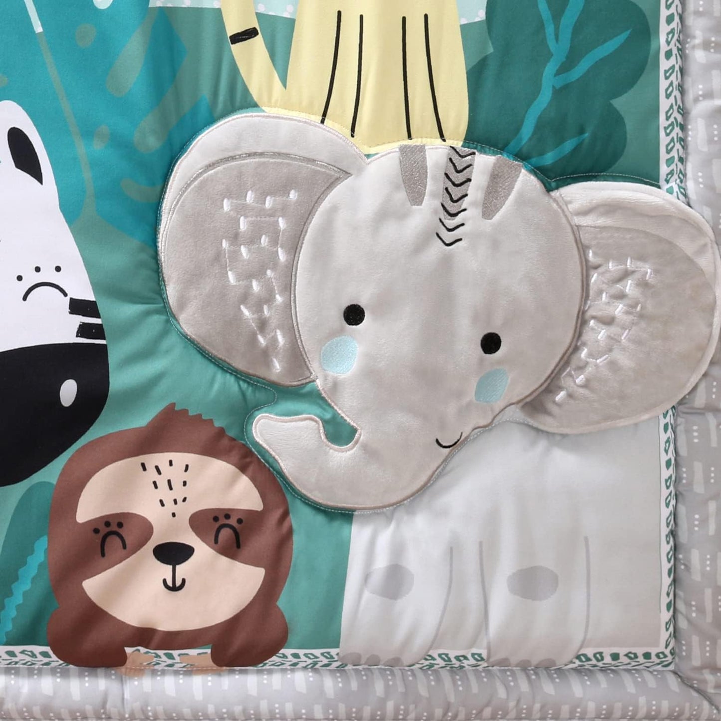 The Peanutshell Crib Bedding Sets, Safari Animals (7 Piece Crib Set)