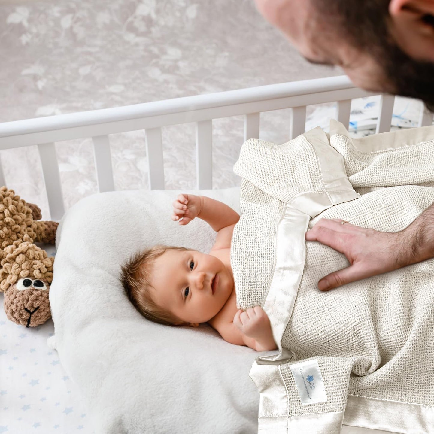 Swaddle Baby Blanket: Waffle Blanket with Satin Strim - Soft Breathable Toddler Blanket for Nursing Cover - Cotton Crib Blanket for Naptime（Cream）