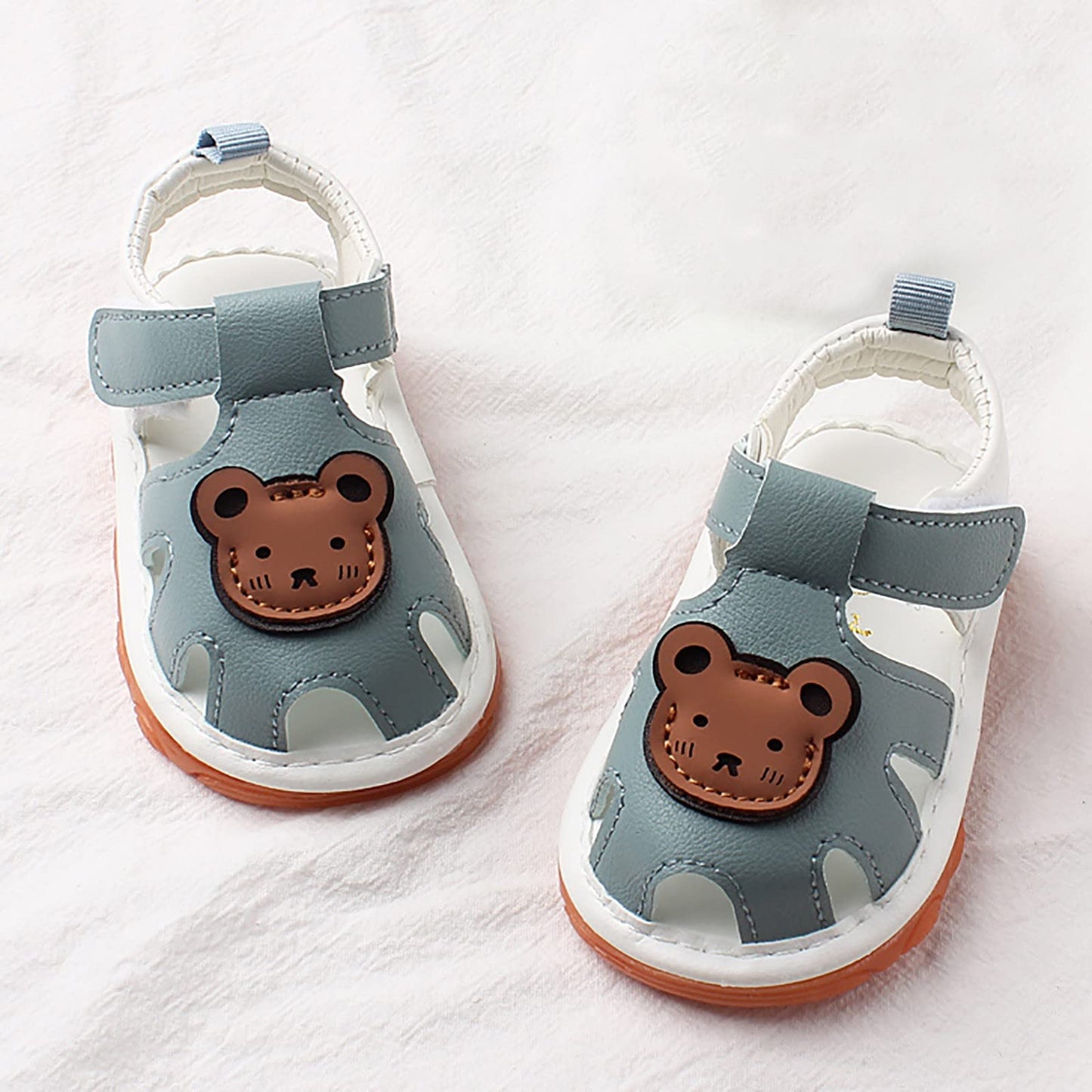 Childrens Bear Leather Foam Sandals Baby Boys Girls Hook Loop Flat Wide Barefoot Shoes Summer Outdoor Casual Water Shoes