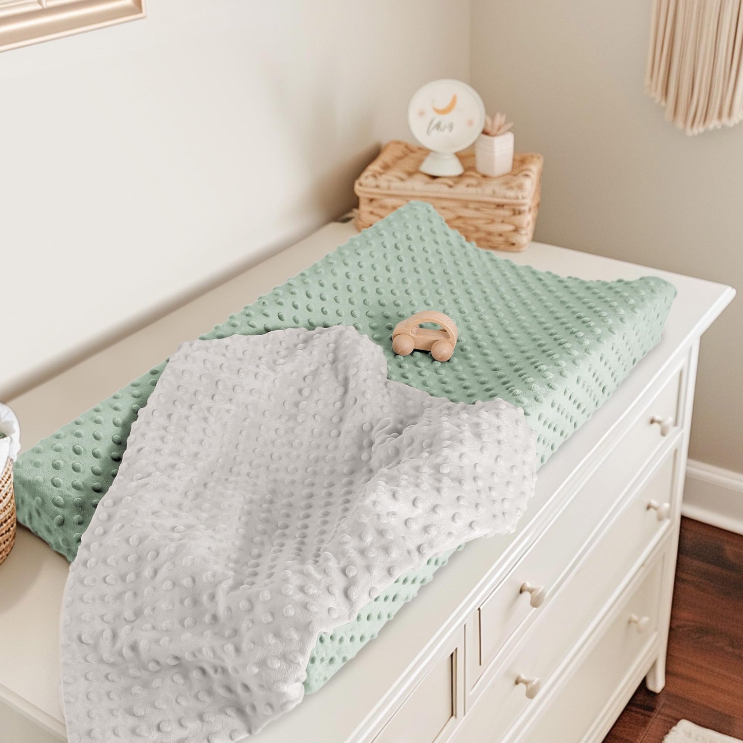 Susurration 2Pack Changing Pad Covers Super Soft Minky Dots Plush Changing Table Covers 33x17x7in Breathable Changing Pad Sheets for Unisex Baby Girls and Boys (Beige&Brown)