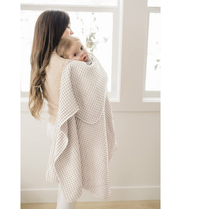 Konssy Waffle Baby Blanket - Soft & Cozy Nursery Swaddle Blanket, Lightweight Toddler Throw for Boys & Girls, Ideal for Wrapping (Oat)