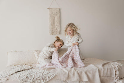 Cuddle Cookie Baby Wavey Faux Fur Blanket, 27 x 33 inches, in Gift Box (Pink)