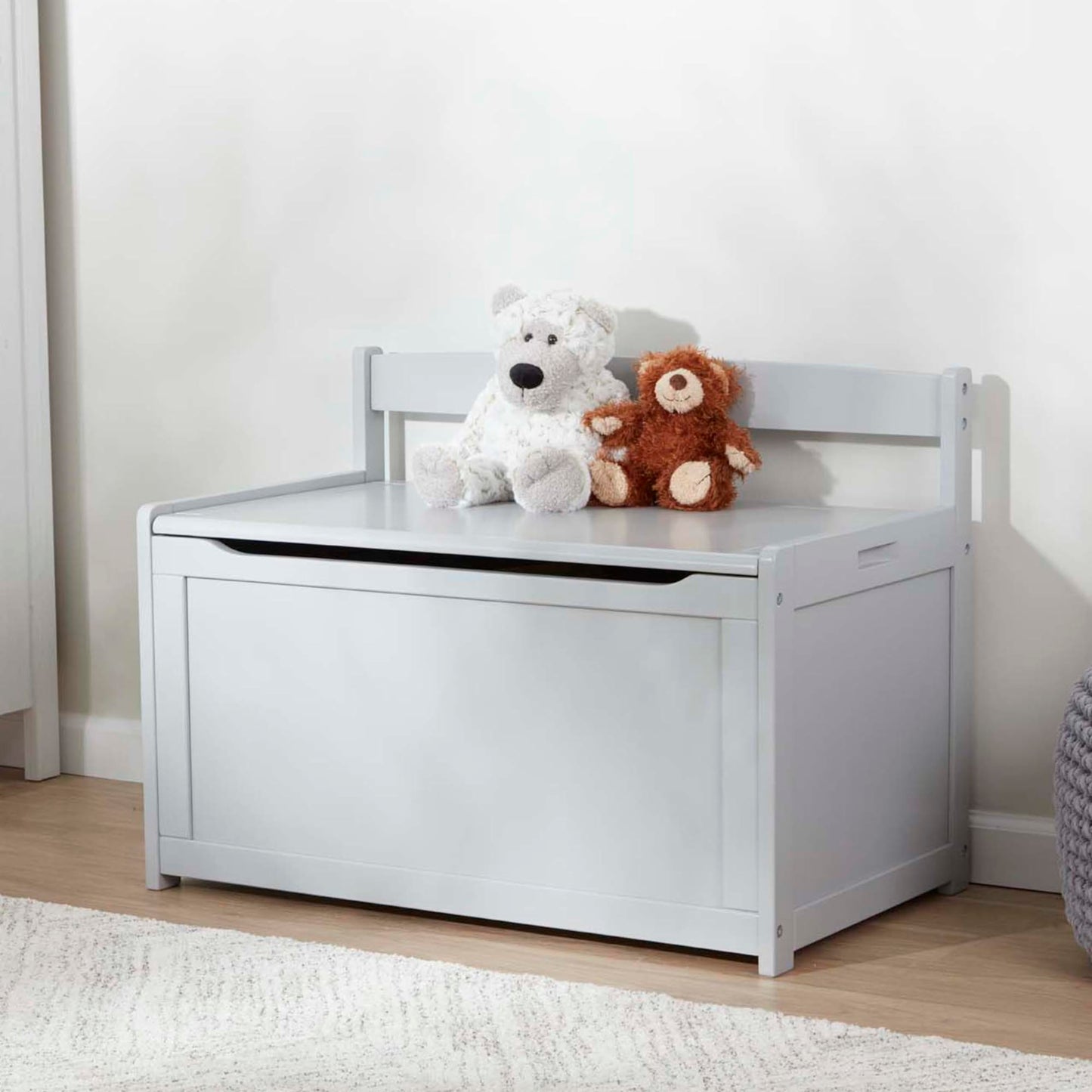 Melissa & Doug Wooden Toy Chest - White Furniture for Playroom - Kids Toy Box, Wooden Storage Organizer, Children's Furniture
