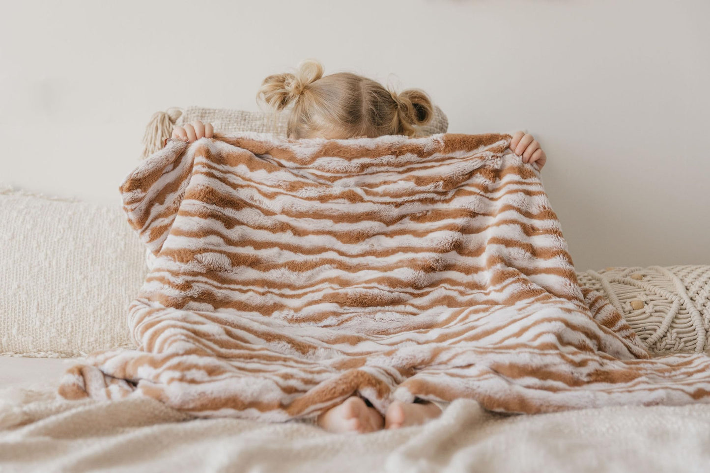 Cuddle Cookie Baby Wavey Faux Fur Blanket, 27 x 33 inches, in Gift Box (Pink)