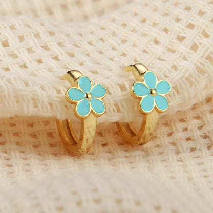 MILACOLATO 925 Sterling Silver Small Hoop Earrings Toddler 18K Gold Plated Huggie Hoop Earrings Daisy Flower Hoop Earrings for Women Hypoallergenic Earrings for Sensitive Ears