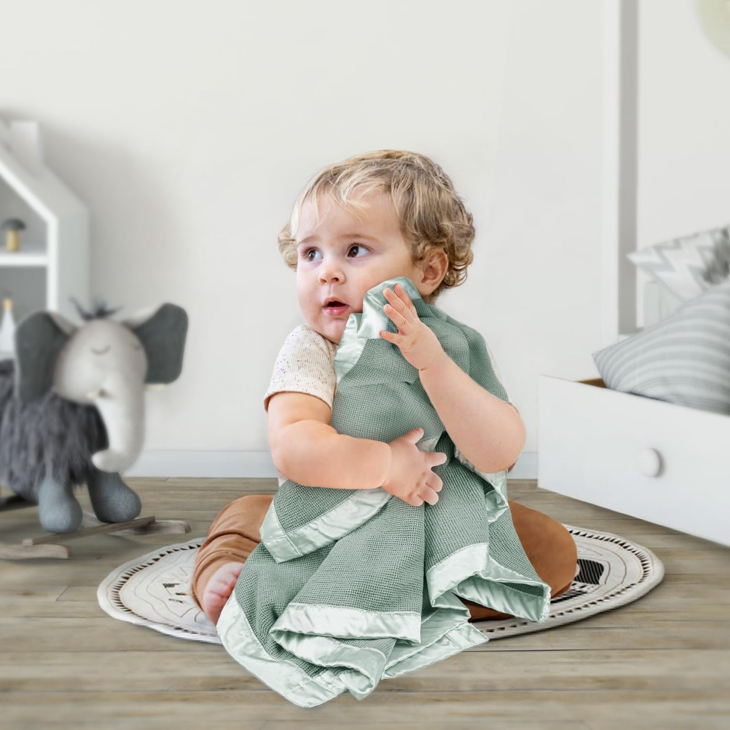Swaddle Baby Blanket: Waffle Blanket with Satin Strim - Soft Breathable Toddler Blanket for Nursing Cover - Cotton Crib Blanket for Naptime（Cream）