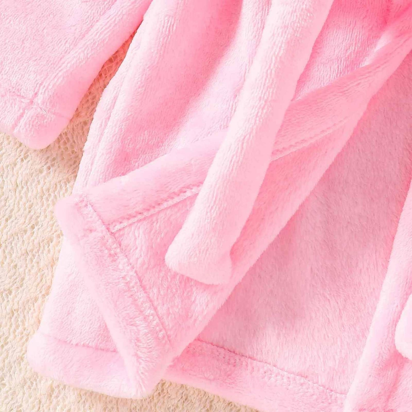 Toddler Unisex Baby R𝐨be Hooded Fleece Bathr𝐨be and Towel for Kids Boys Girls Plush Flannel Bathr𝐨be Warm Winter