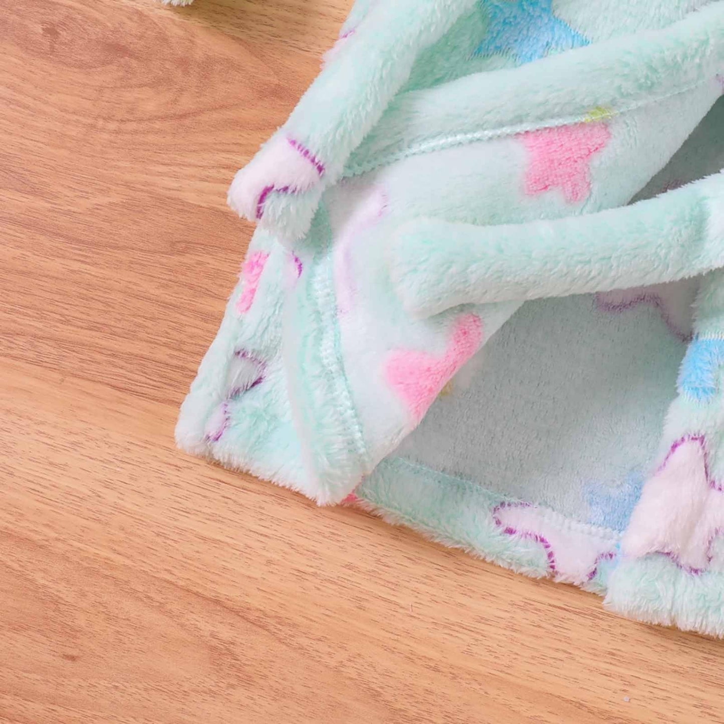 Toddler Unisex Baby R𝐨be Hooded Fleece Bathr𝐨be and Towel for Kids Boys Girls Plush Flannel Bathr𝐨be Warm Winter
