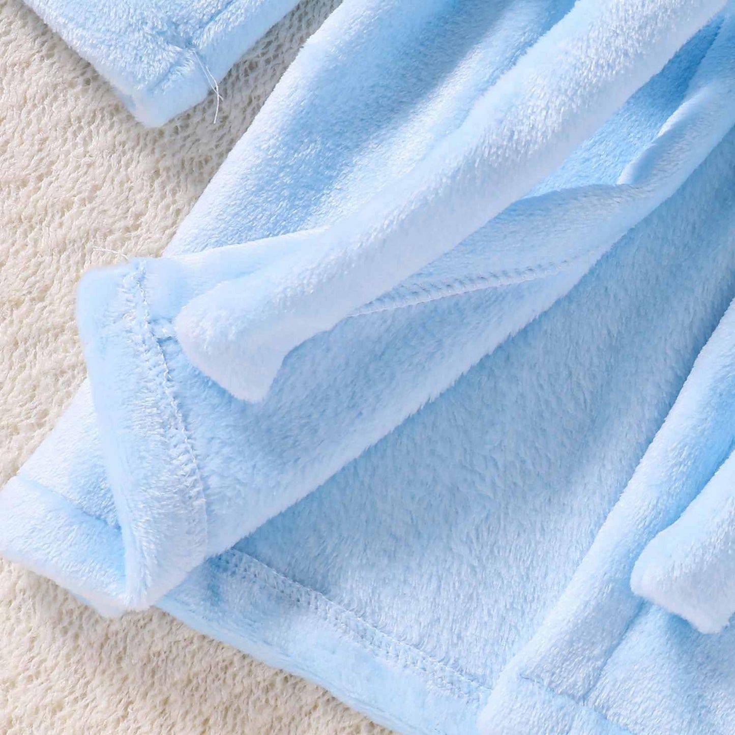 Toddler Unisex Baby R𝐨be Hooded Fleece Bathr𝐨be and Towel for Kids Boys Girls Plush Flannel Bathr𝐨be Warm Winter