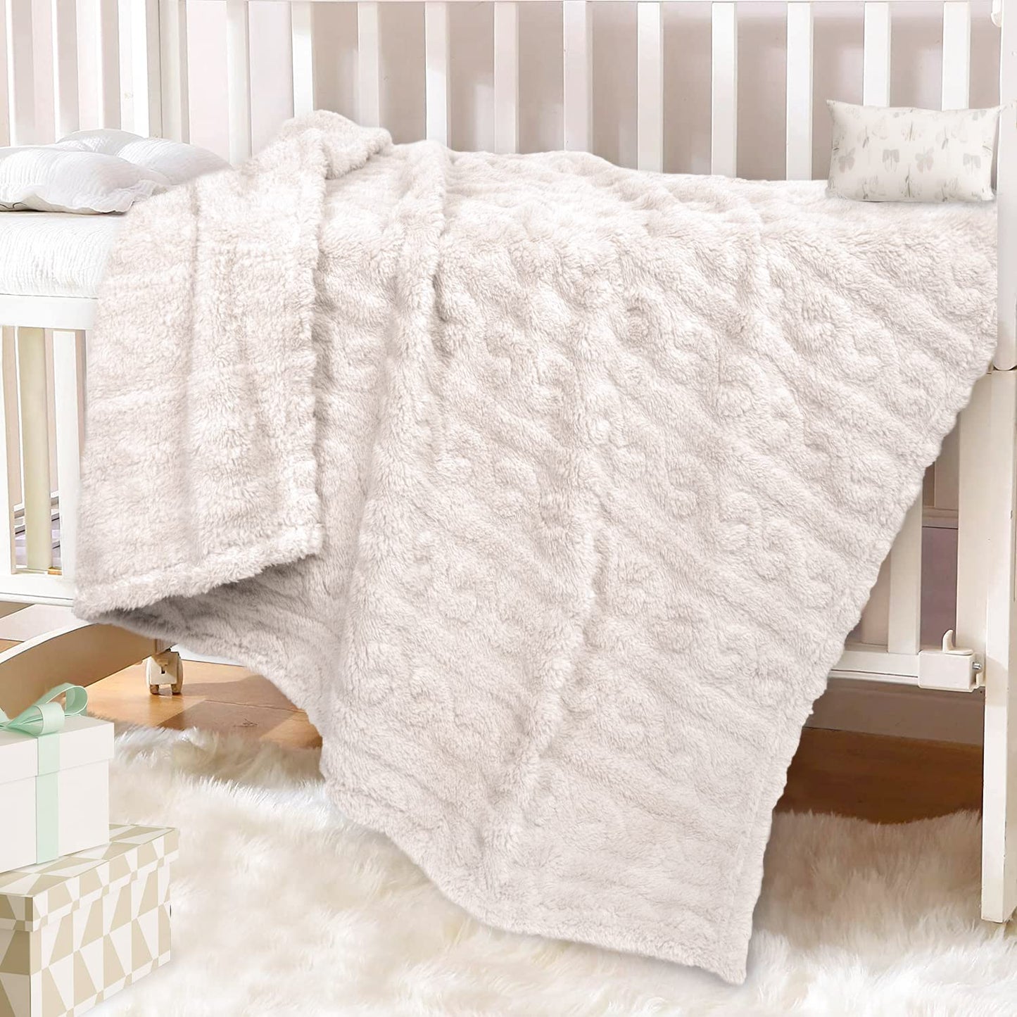 HOMRITAR Baby Blanket for Girls Toddlers 3D Fleece Fluffy Fuzzy Blanket for Baby, Soft Warm Cozy Fleece Blanket, Infant or Newborn Receiving Blanket 330GSM (30 x 40 Inch, Pink)