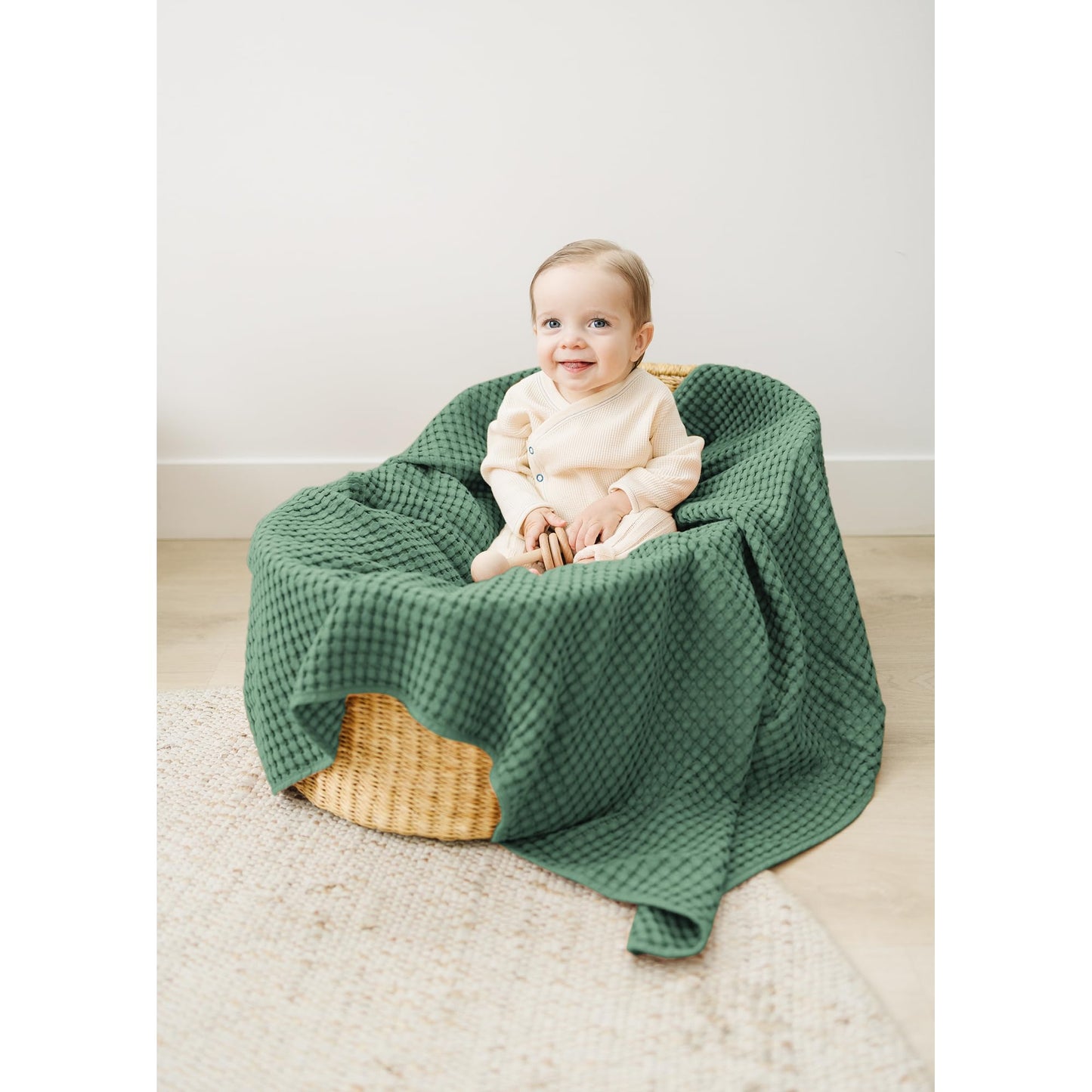 Konssy Waffle Baby Blanket - Soft & Cozy Nursery Swaddle Blanket, Lightweight Toddler Throw for Boys & Girls, Ideal for Wrapping (Oat)